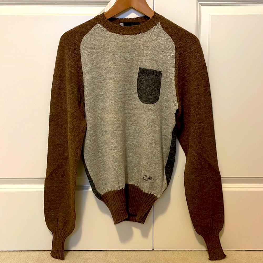 Dsquared2 sweater sz Small